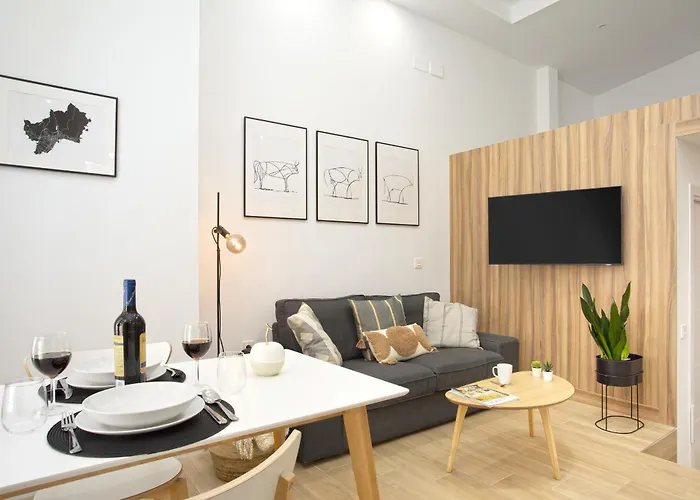 -malagasunapts- Citycenter Spacious