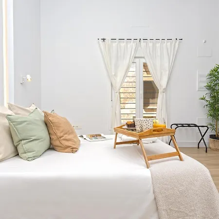 -malagasunapts- Citycenter Spacious Apartment